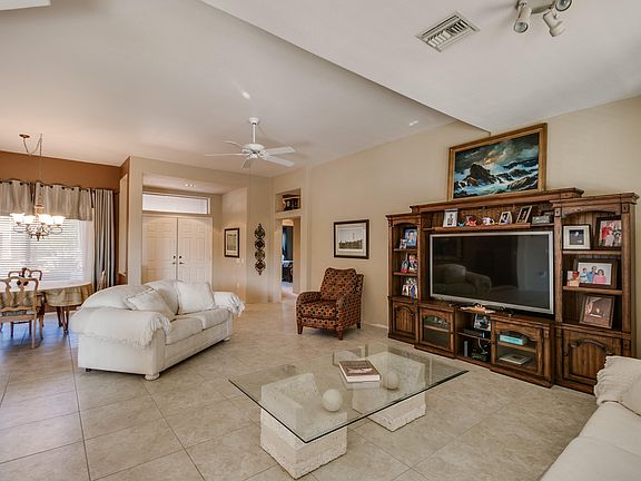 3rd image of 13811 W Gunsight Dr