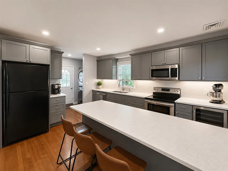5 Murray St — Photo 2