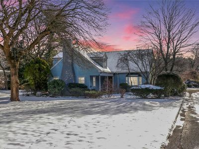 27 Fox Hollow Lane, Old Westbury, NY, 11568