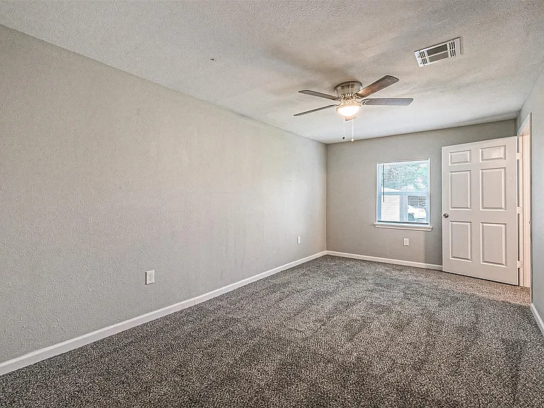 1539 Pleasantville Dr — Photo 12