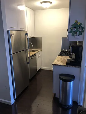 Rented by Maxwell Capital | media 12