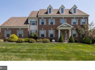 4 Mendenhall Dr, Coatesville, PA 19320