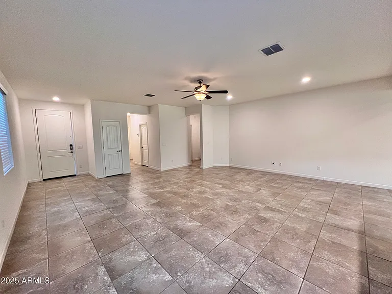 4123 E Roy Rogers Rd — Photo 5
