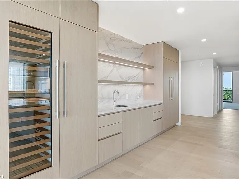 5100 Seagrass Blvd #306 — Photo 26