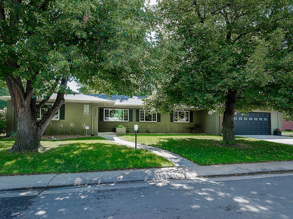 2nd image of 3004 S Columbine St