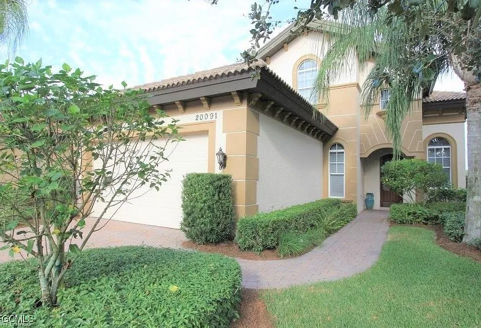 20091 Palermo Lake Ct