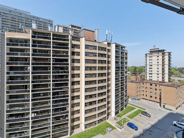 120 Broadway Ave #716N — Photo 25