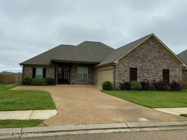 173 Clearview Dr W, Madison, MS 39110