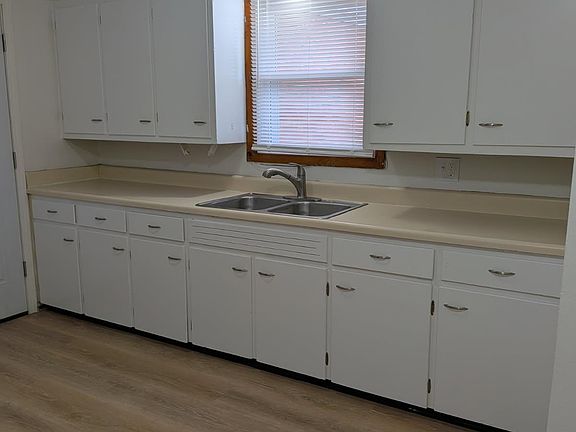 3rd image of 834 35th St NW #3A