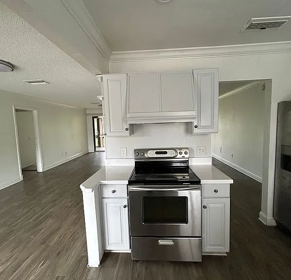 7616 Las Palmas Way #1712 — Photo 2