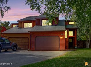 10620 Commodore Dr, Anchorage, AK 99507