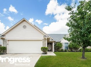 1922 Crescent Ln, Southaven, MS 38671