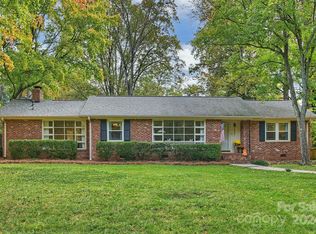 5501 Seacroft Rd, Charlotte, NC 28210