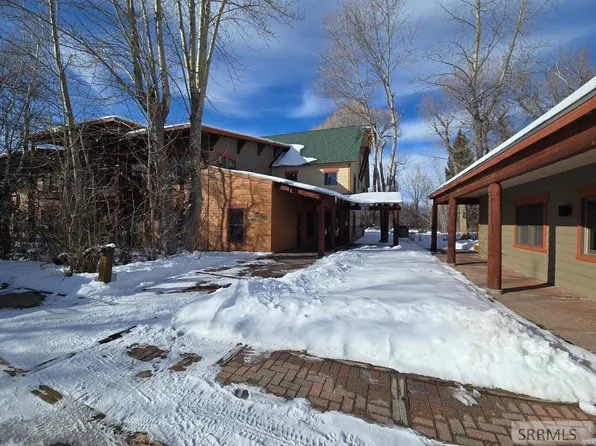 2740 Shadowmoon Ln #221, Driggs, ID 83422