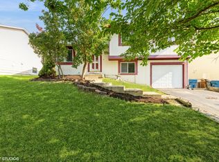 80 W Nevada Ave, Glendale Heights, IL 60139