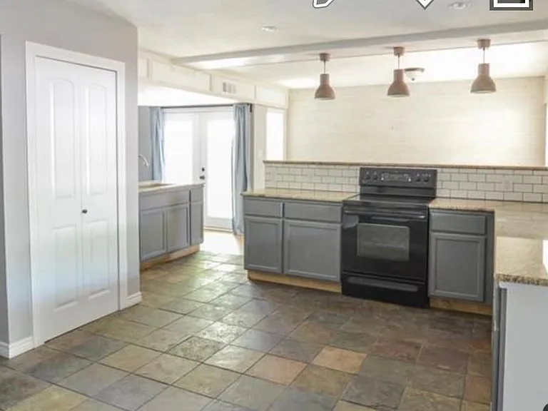 2405 Choctaw Dr — Photo 6