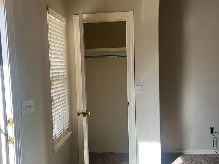 7907 Saint Louis Dr — Photo 4