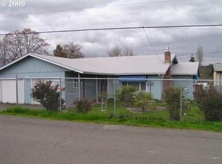 290 Grape Ave, Winston, OR 97496