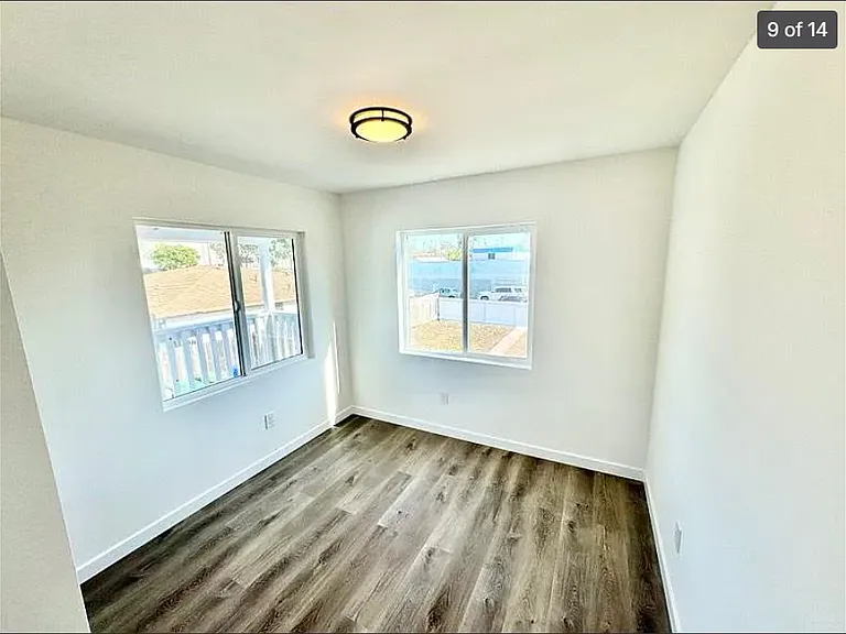 1406 Olive St #B — Photo 9