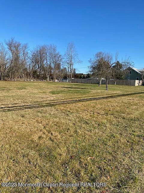 2nd image of 77 New Friendship Rd