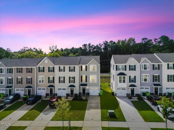 6620 Pathfinder Way, Raleigh, NC 27616