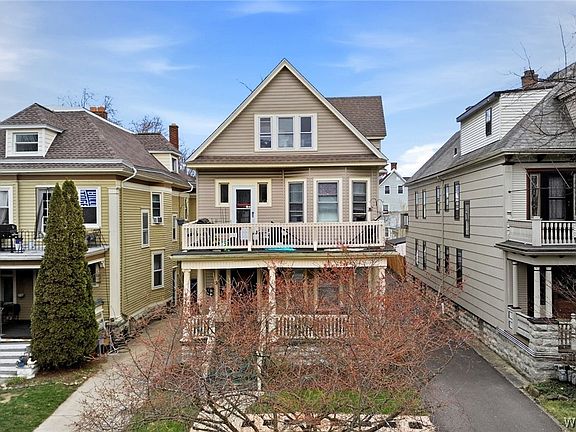 3rd image of 115 Claremont Ave