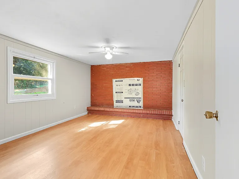 4850 Ellen Ave — Photo 10