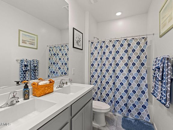5th image of 18386 W MEADOWBROOK Avenue