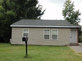 121 Erwin Dr, Mayfield, KY 42066