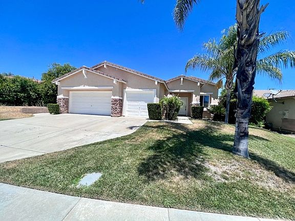 4th image of 15082 Hayden Ct