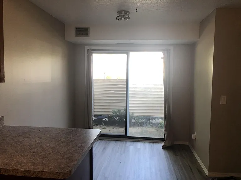 1480 Cedarwood Dr #G — Photo 6