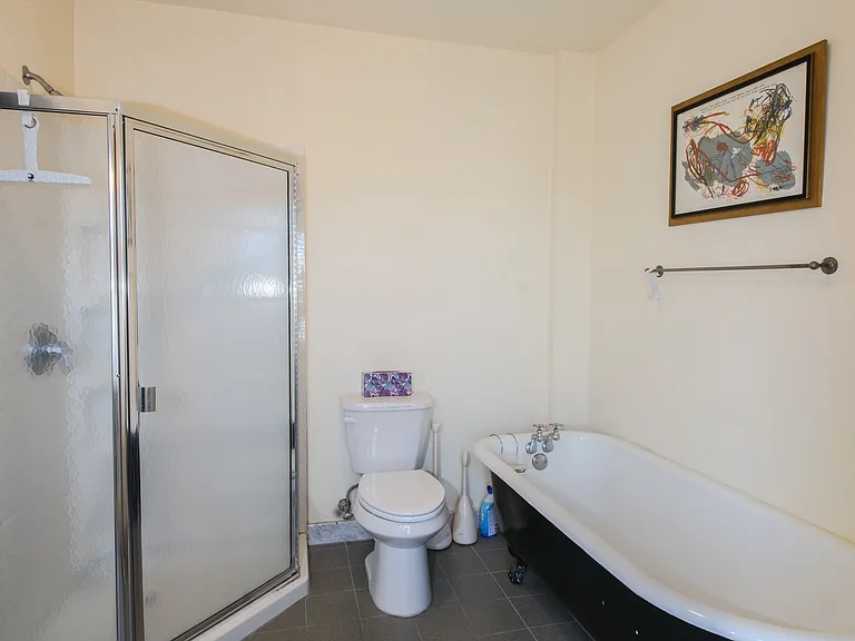 231 S 42nd St #3F — Photo 3