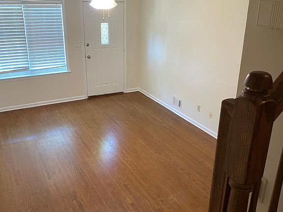 2nd image of 552 Oder Ave