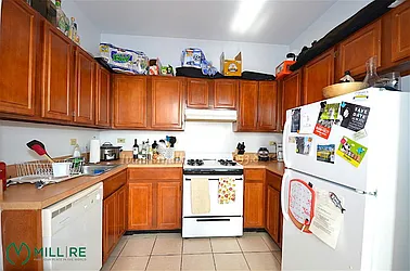 Rented by MiLL RE