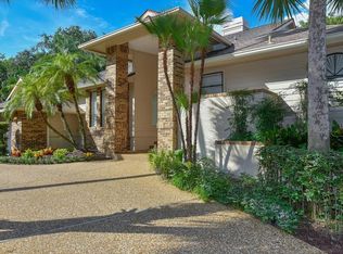 1557 Oak Way, Sarasota, FL 34232