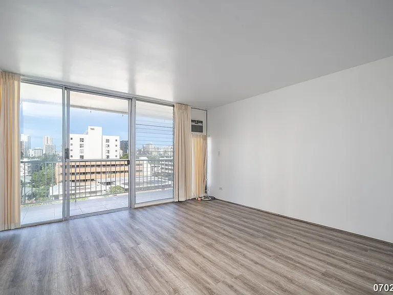 754 Ekela Ave #608 — Photo 6