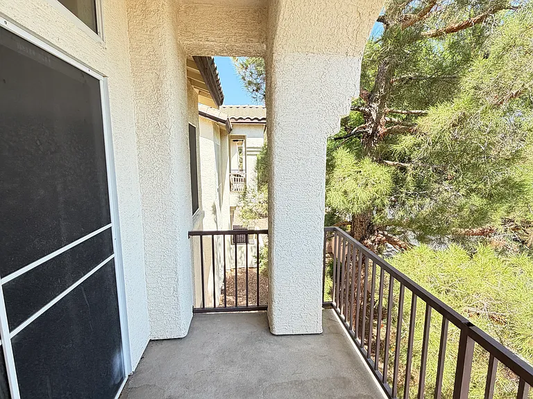 7241 Indian Creek Ln #201 — Photo 32
