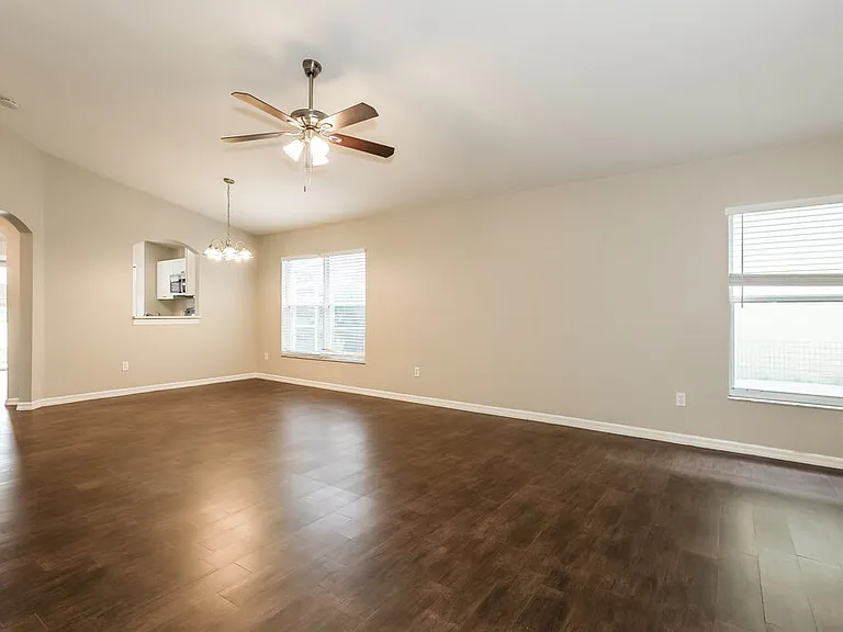 10623 Navigation Dr — Photo 3