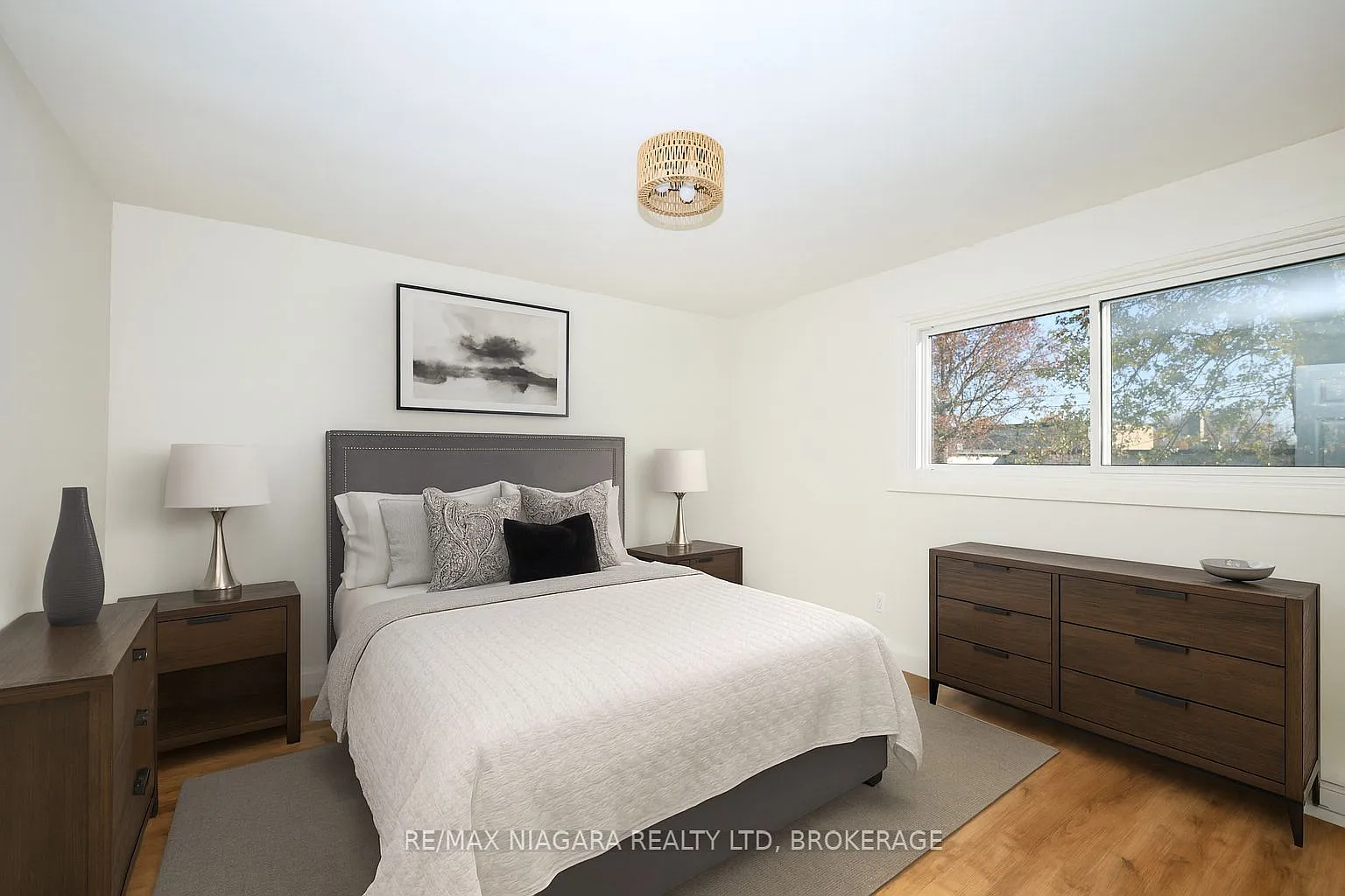 2 bed, $1,895 — Photo 3