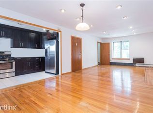 171 Meserole Ave, Brooklyn, NY 11222