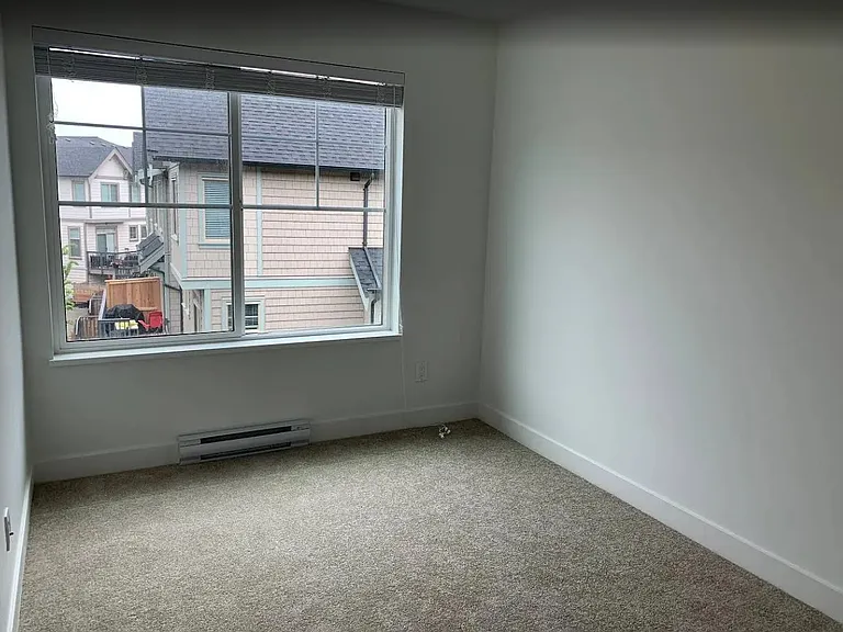 20487 65th Ave #8 — Photo 7
