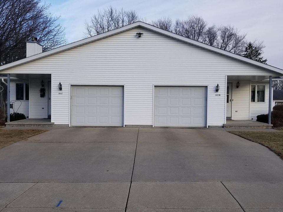 1st image of 1607 River Dr
