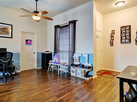 5th image of 4706 Valleyview Dr