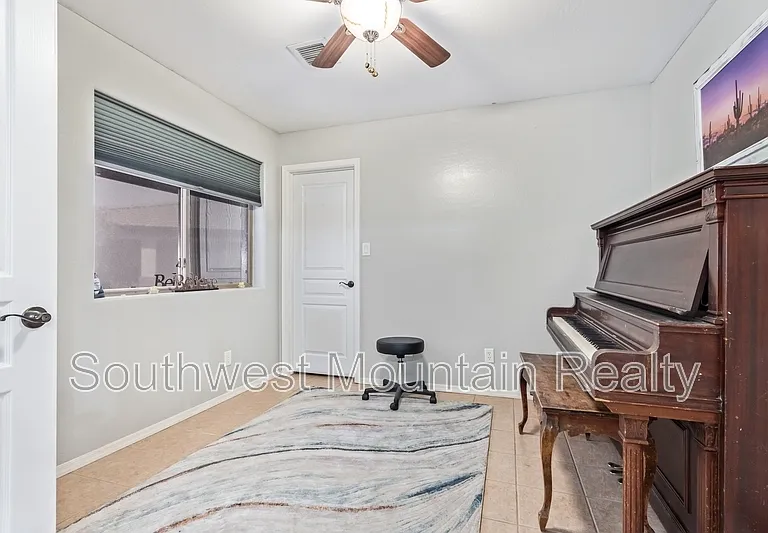 1202 W Prior Ave — Photo 29
