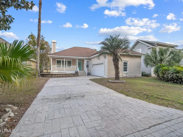 54 Tuscarora Ave, Beaufort, SC 29907