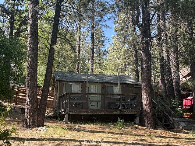 1st image of 33440 Fern Dr