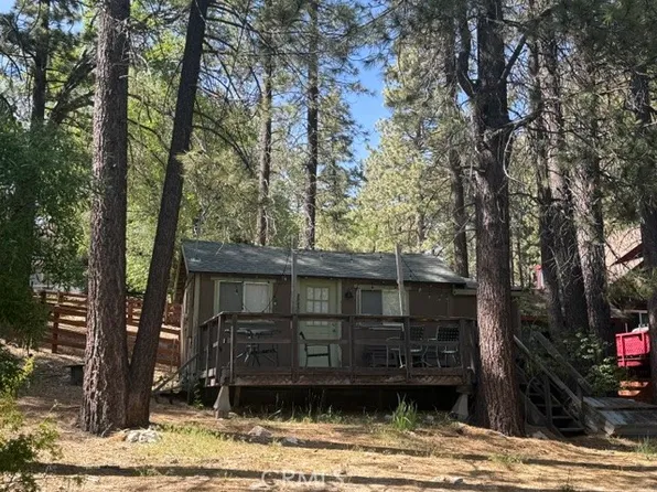 33440 Fern Dr, Green Valley Lake, CA 92341