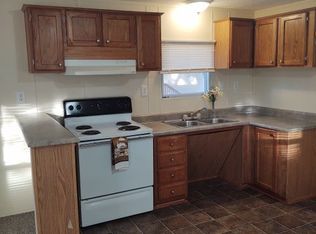 3 Colonial Blvd, Davison, MI 48423