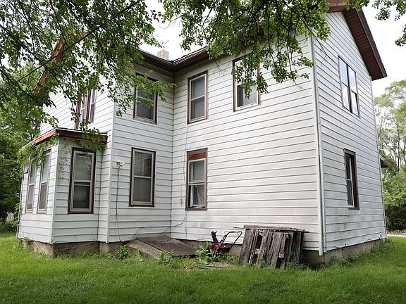 5th image of 108 W Marion St