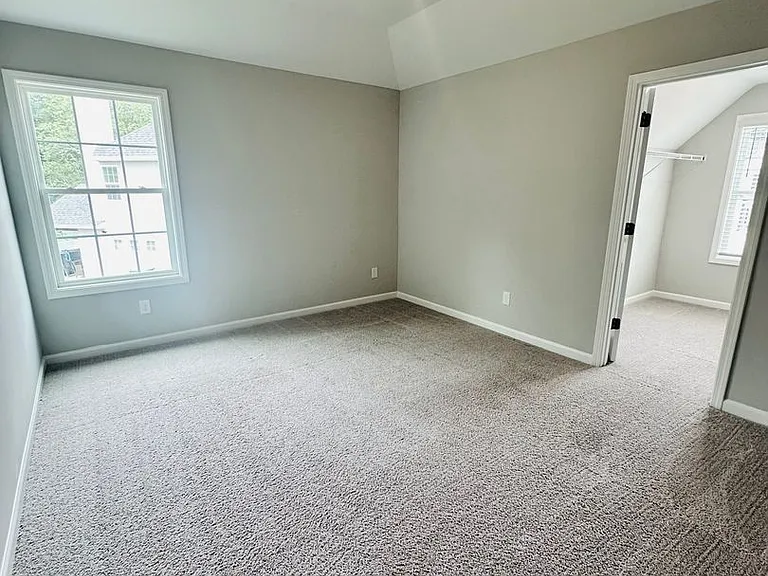 317 Shoshone Cir — Photo 16